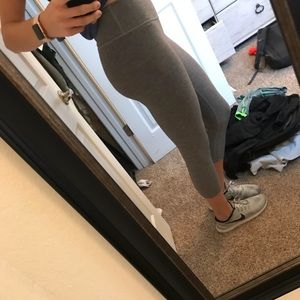 Lululemon Gray Wunder Under Cropped Leggings